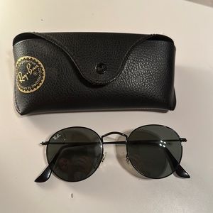 Ray-Ban Metal Round Black Sunglasses RB3447 002